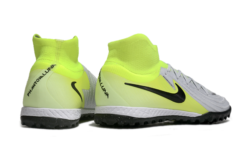 Chuteira Society Nike Phantom Luna II TF